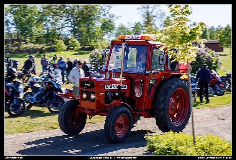 098A9511